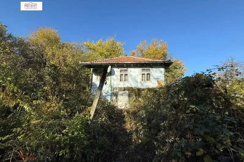 House in Oblast Gabrovo, Zdravkovec