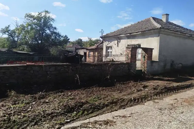 Къща в Хасково, с. Левка