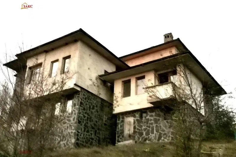 Къща в Кърджали, с. Жълтуша