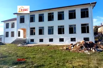 Къща в Кърджали, с. Неофит Бозвелиево