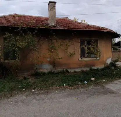Photo 2 — House in Oblast Kyustendil, Cherven Breg