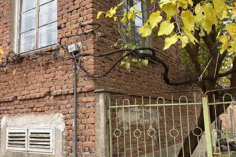 House in Oblast Kyustendil, Kopilovci