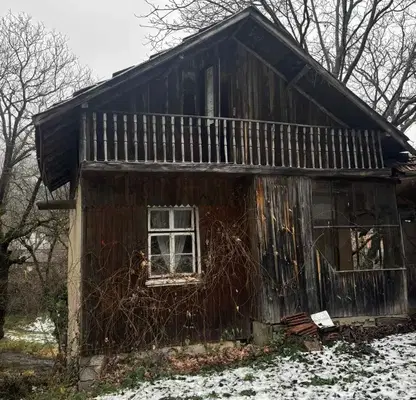 Снимка 5 — Къща в Ловеч, с. Бели Осъм