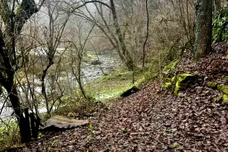 Къща в Ловеч, с. Бели Осъм