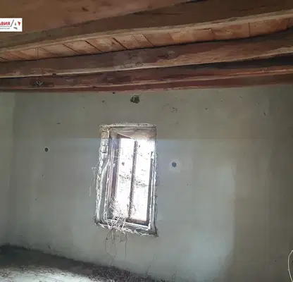 Photo 4 — 6-room house in Chavdartsi village, Lovech region, with a canopy