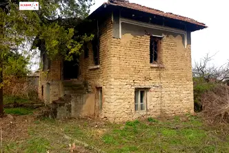 Къща в Ловеч, с. Чавдарци