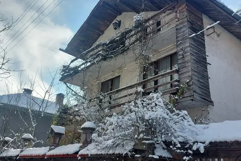 Къща в Ловеч, с. Черни Осъм