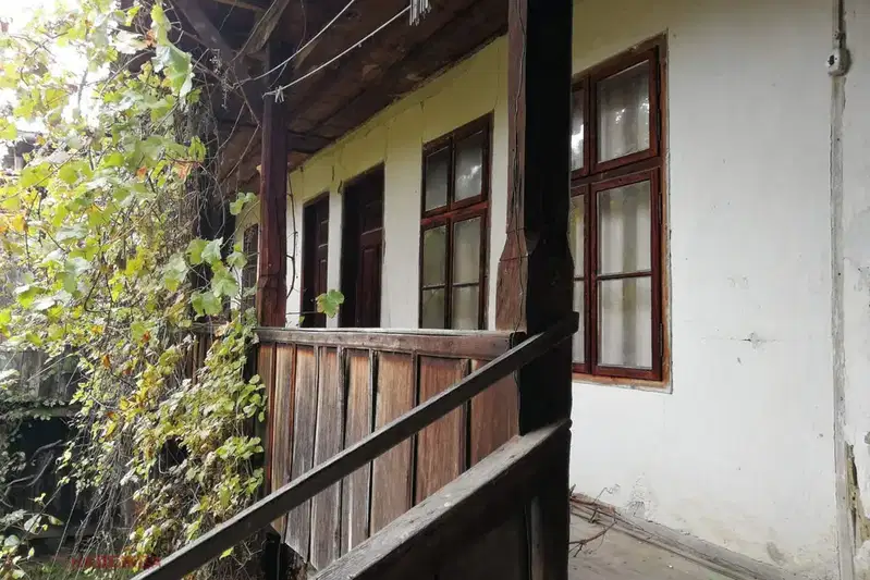 House in Oblast Lovech, Chiflik