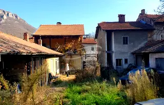 Къща в Ловеч, с. Лесидрен