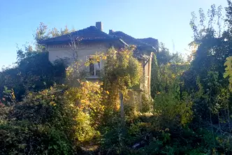 Къща в Ловеч, с. Владиня