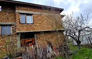 Къща в Пазарджик, Септември