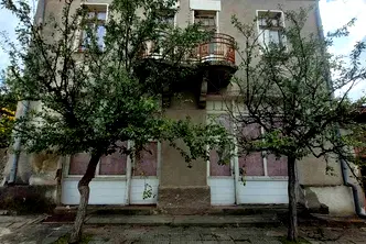 Къща в Пазарджик, с. Лесичово