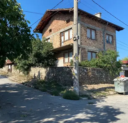 Снимка 2 — Къща в Пазарджик, с. Паталеница