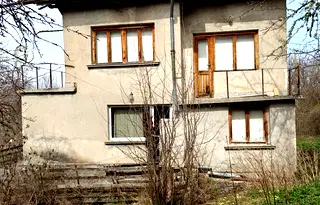 Къща в Перник, с. Кленовик