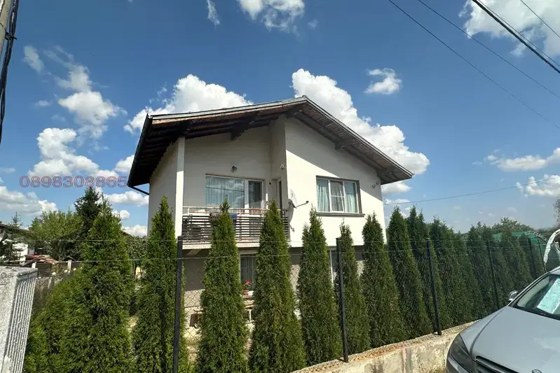 House in Oblast Pernik, Noevci