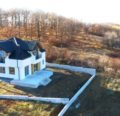 Photo 2 — House in Oblast Pernik, Rudarci