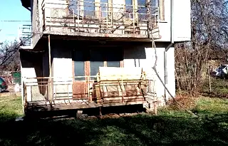 Къща в Перник, с. Студена