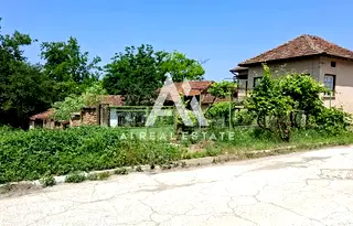 Къща в Плевен, с. Божурица