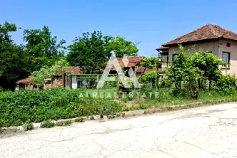Къща в Плевен, с. Божурица