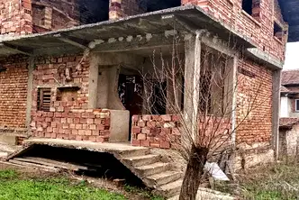 Къща в Плевен, с. Бръшляница