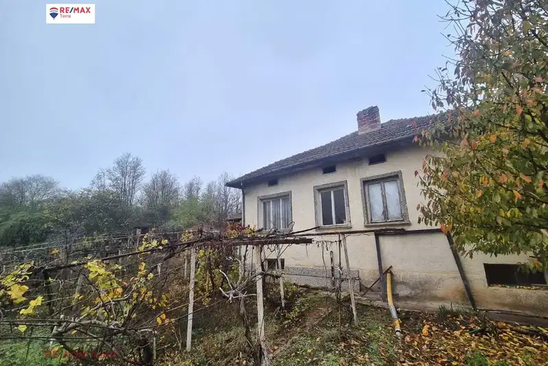House in Oblast Pleven, с. Петокладенци