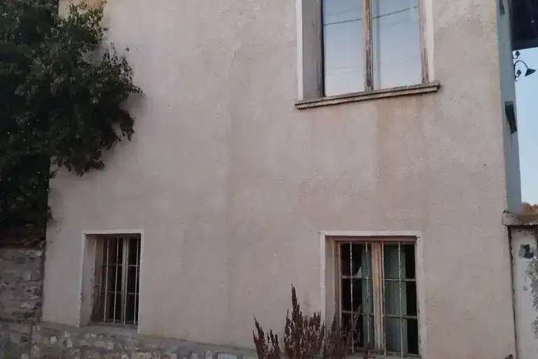 House in Pleven, Ralevo
