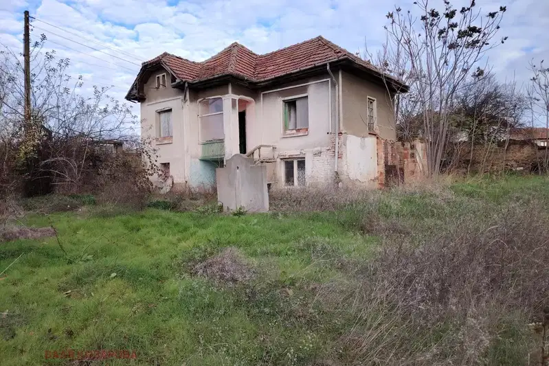 House in Oblast Pleven, Vylchitryn