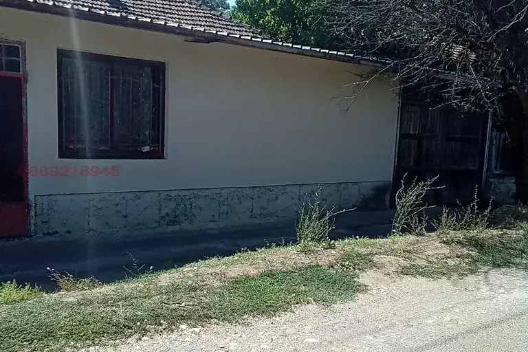 Къща в Плевен, с. Ясен