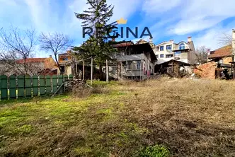 Къща в Пловдив, Карлово