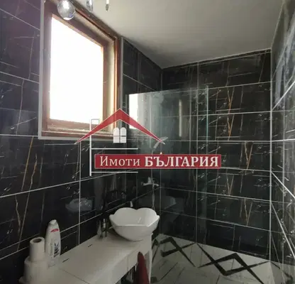 Снимка 5 — Къща в Пловдив, с. Долна махала
