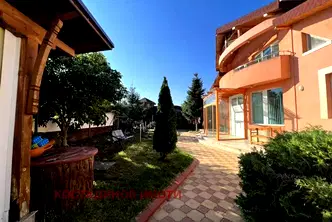 Къща в Пловдив, с. Трилистник