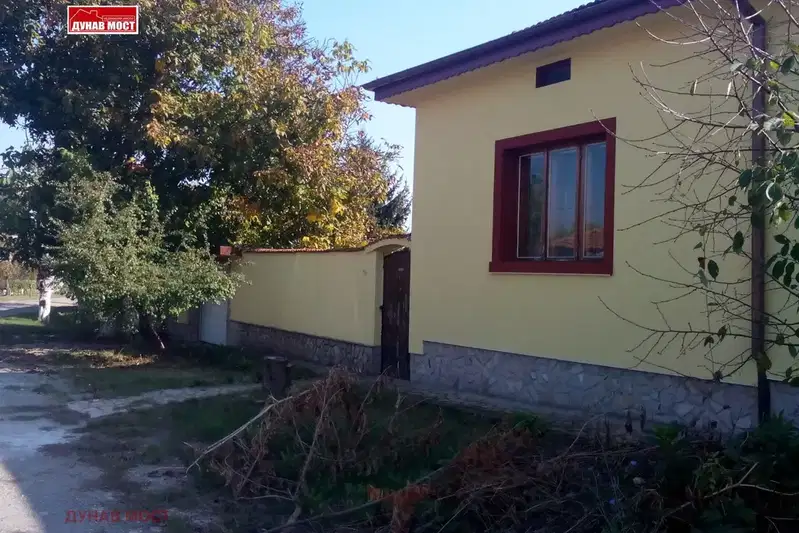 Къща в Русе, с. Бръшлен