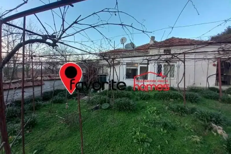 House in Shumen, Kochovo