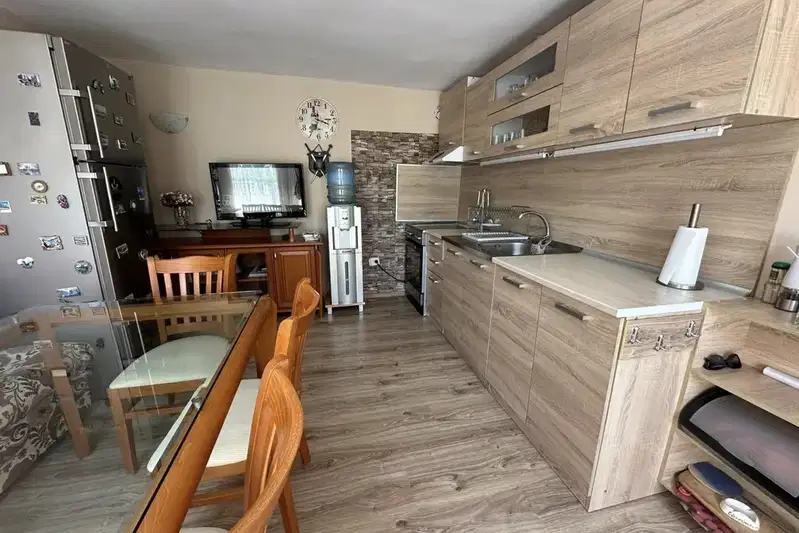 Къща в Шумен, с. Веселиново