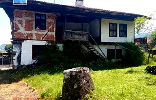 Къща в София, Етрополе