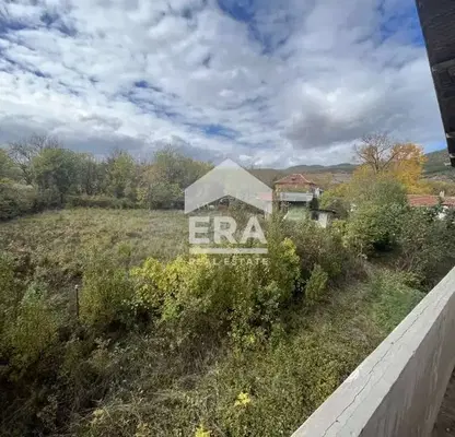 Photo 3 — House in област София, Godech