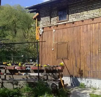 Снимка 4 — Къща в София, с. Батулия