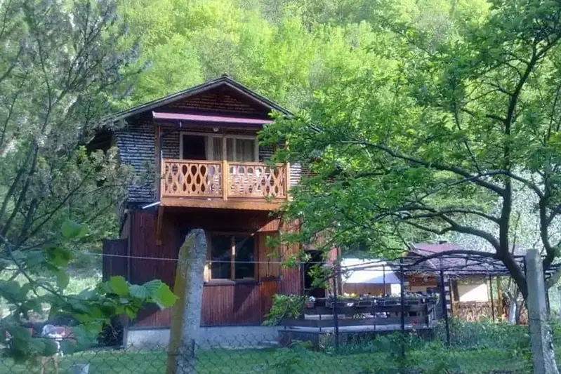 Къща в София, с. Батулия