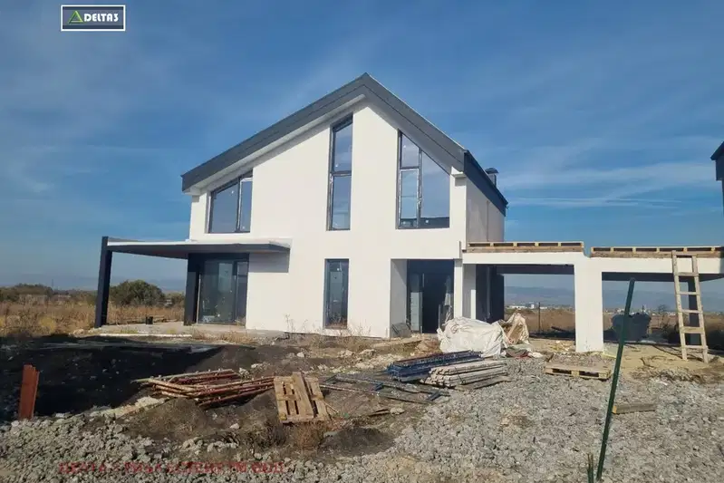 House in област София, Gurmazovo