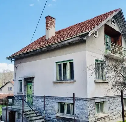 Снимка 3 — Къща в София, с. Маджаре