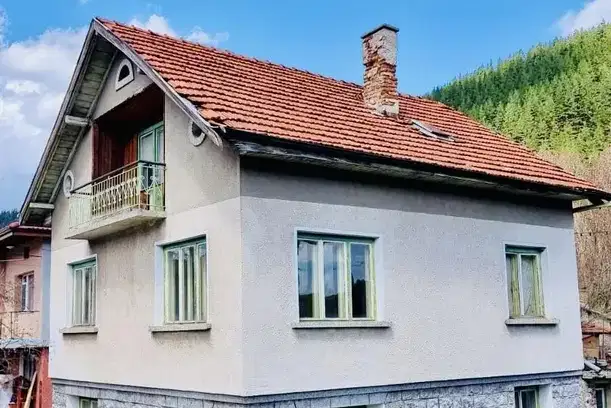 House in област София, Madjare