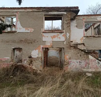 Снимка 4 — Къща в Стара Загора, с. Хрищени