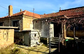 Къща във Варна, Провадия