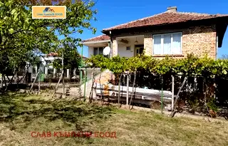 Къща във Варна, с. Аврен