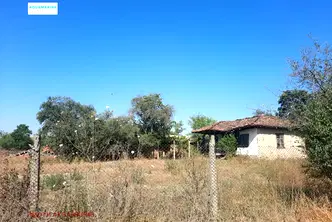 Къща във Варна, с. Дъбравино