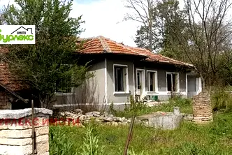 Къща във Варна, с. Неофит Рилски