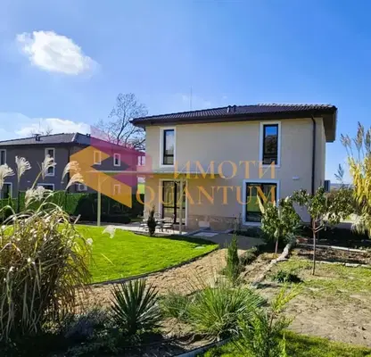 Photo 2 — House with 3 bedrooms in Priseltsi village with parking and yard