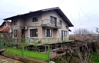Къща във Варна, с. Старо Оряхово