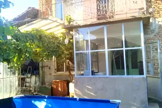 Къща във Велико Търново, Дебелец