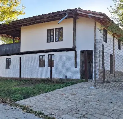 Photo 2 — House in Veliko Tyrnovo, Elena